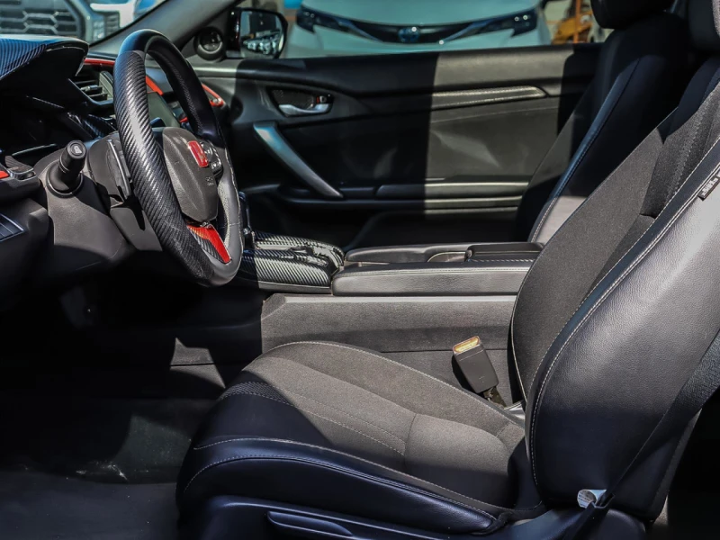 Honda Civic * АВТО КРЕДИТ* ЦЕНА ДО БГ * СЕРВИЗНА ИСТОРИЯ * , снимка 8 - Автомобили и джипове - 52449450