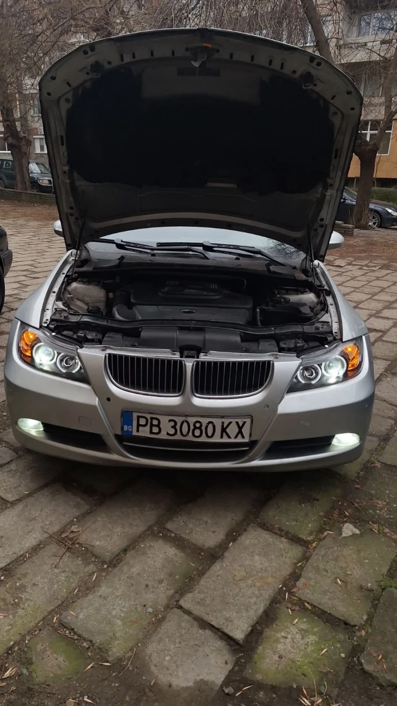 BMW 320, снимка 12 - Автомобили и джипове - 53234921