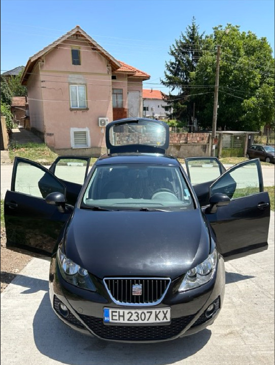 Seat Ibiza, снимка 5 - Автомобили и джипове - 46348524