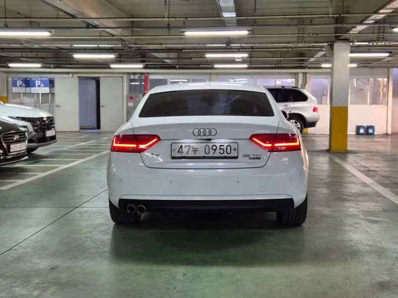 Audi A5 2.0 TDI Quattro, снимка 4 - Автомобили и джипове - 55013040