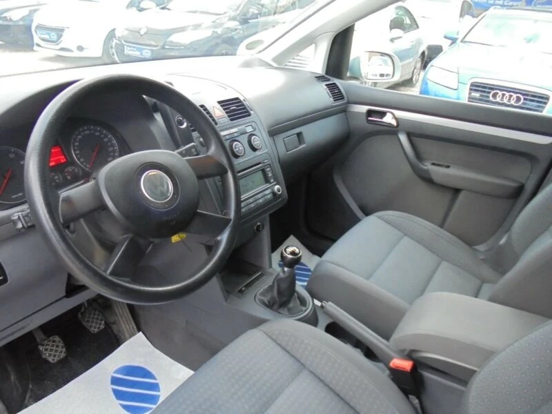 VW Touran 1.9Tdi, 2.0Tdi, снимка 3 - Автомобили и джипове - 55737416