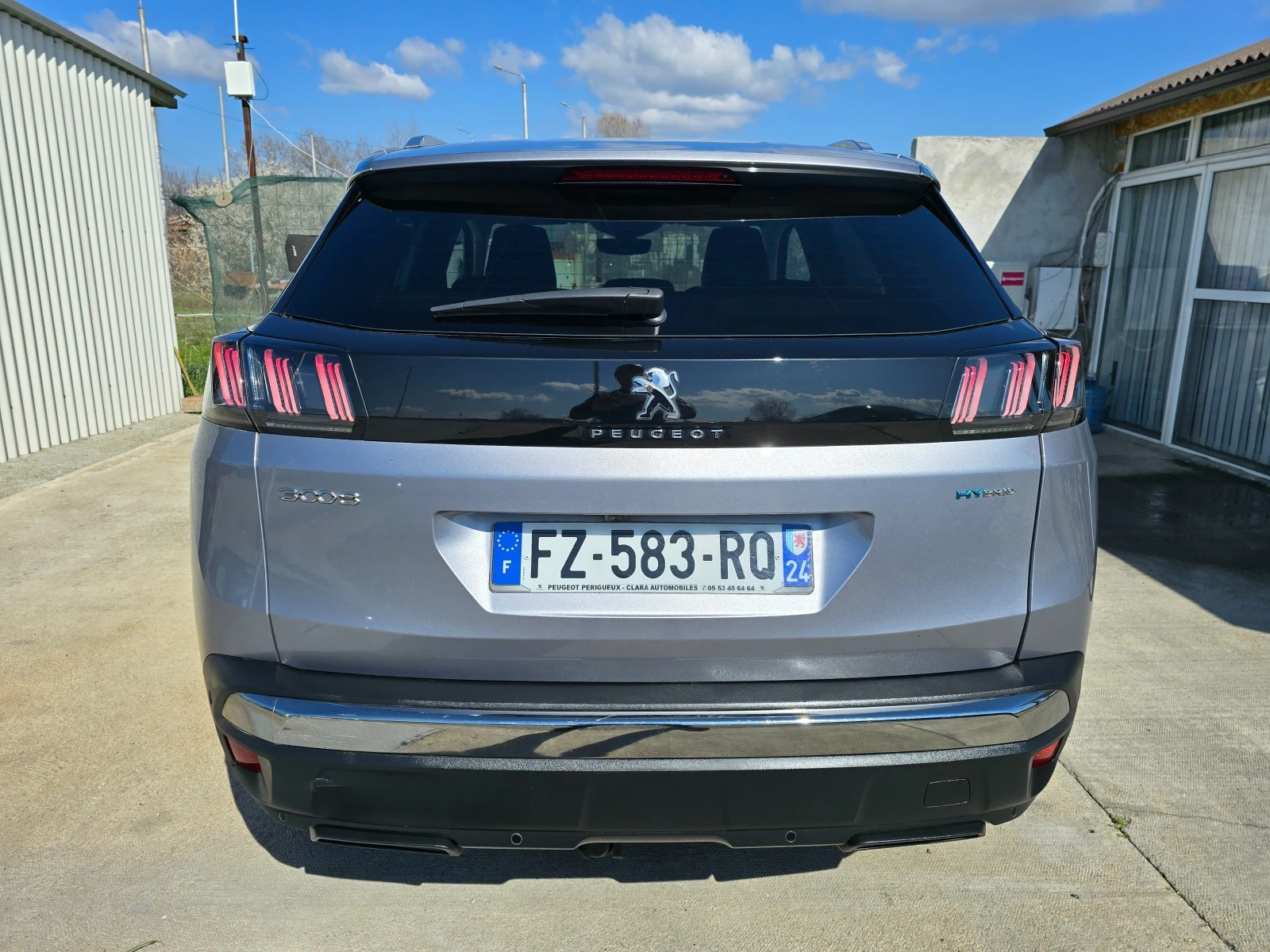 Peugeot 3008 Plug-in HYBRID * 224к.с.* 4×4* 84000км - изображение 4