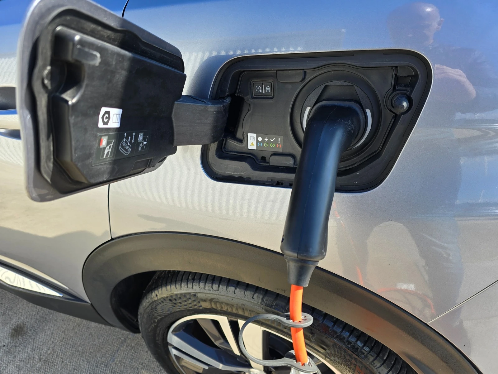 Peugeot 3008 Plug-in HYBRID * 224..* 4×4* 84000 | Mobile.bg   16