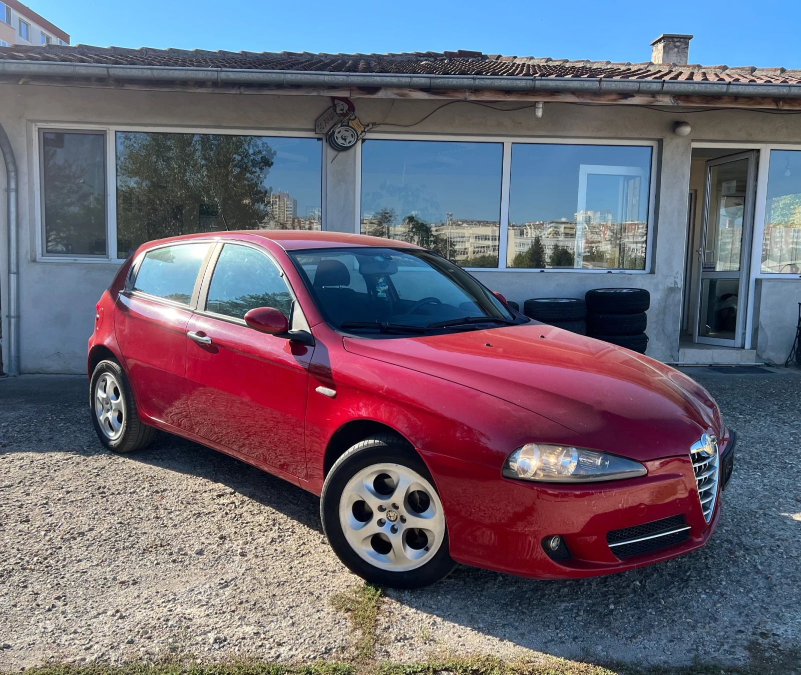 Alfa Romeo 147 1.6i 105hp 150000км! - изображение 3