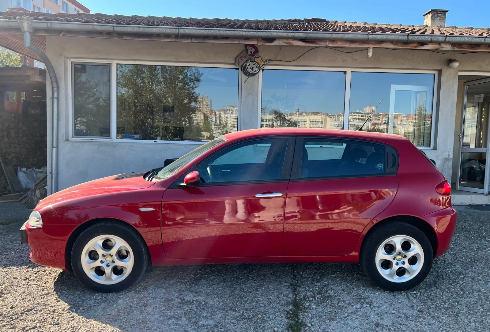 Alfa Romeo 147 1.6i 105hp 150000км! - изображение 4