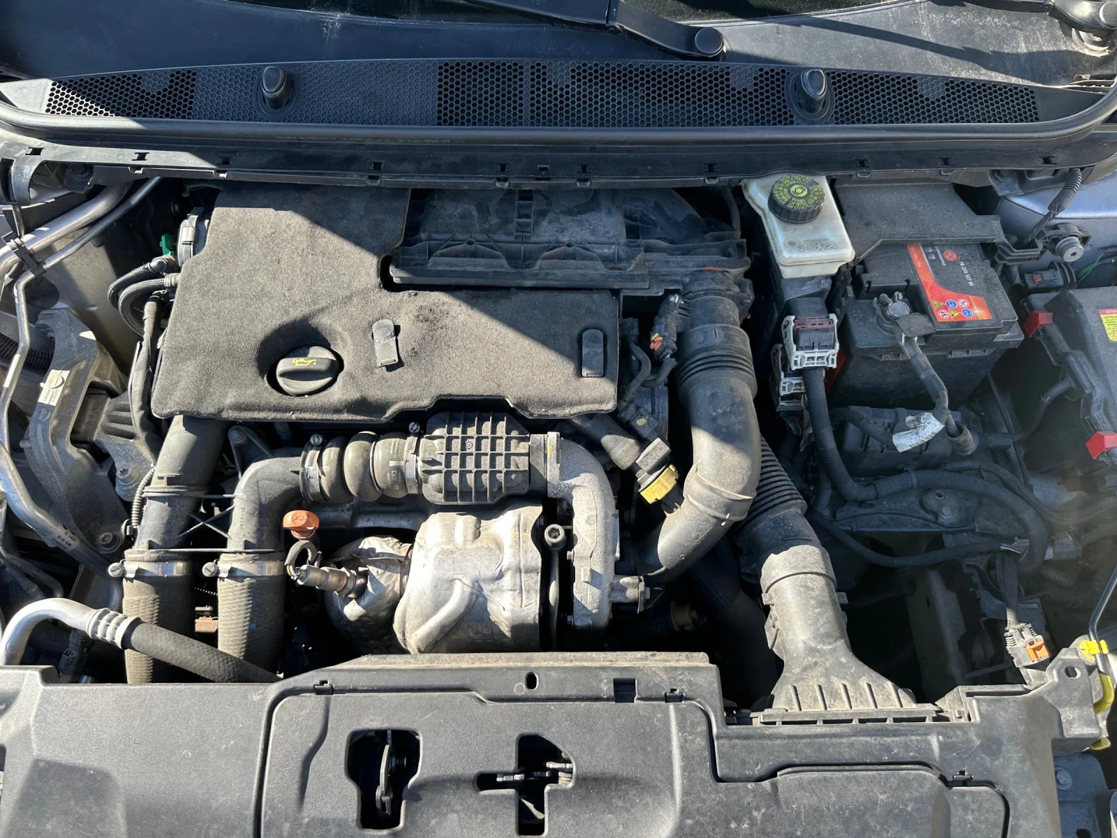 Peugeot 308 1.6 HDI, НАВИ, 6 ск. | Mobile.bg — изображение 17