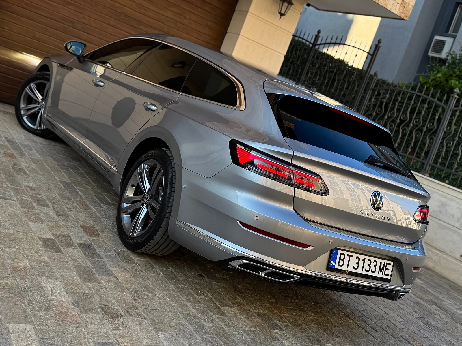 VW Arteon 2.0TDI* R-Line* ОБСЛУЖЕНА*  - изображение 5