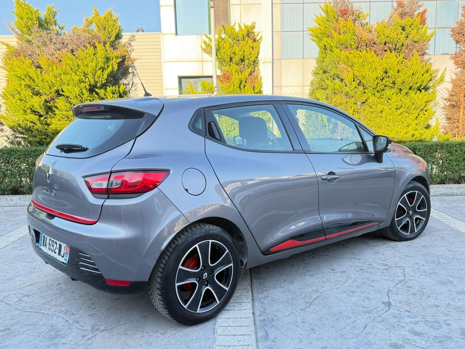 Renault Clio 1.5dci 90к.с., снимка 2 - Автомобили и джипове - 52220701