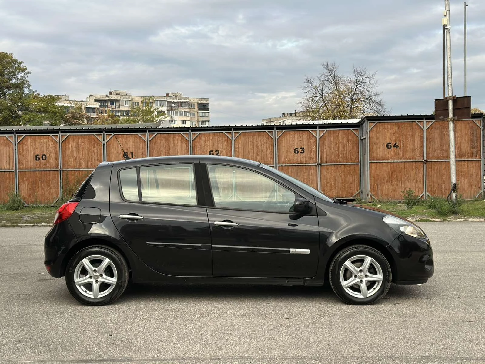Renault Clio 1.2 i * KLIMATRONIK*  | Mobile.bg — изображение 2