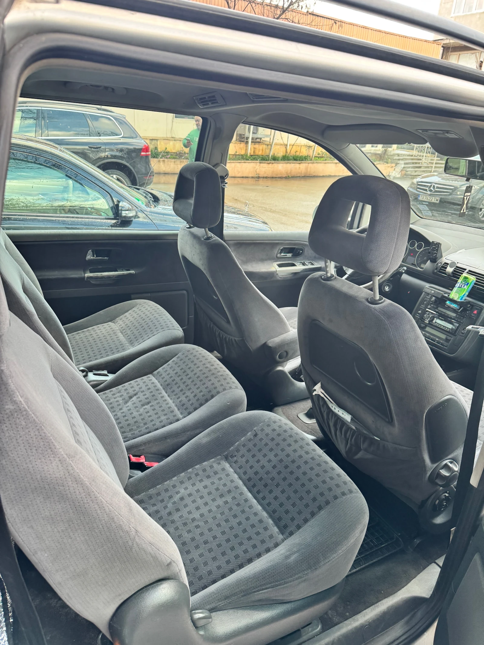 VW Sharan 1.9 ТДИ 6+ 1 - изображение 8