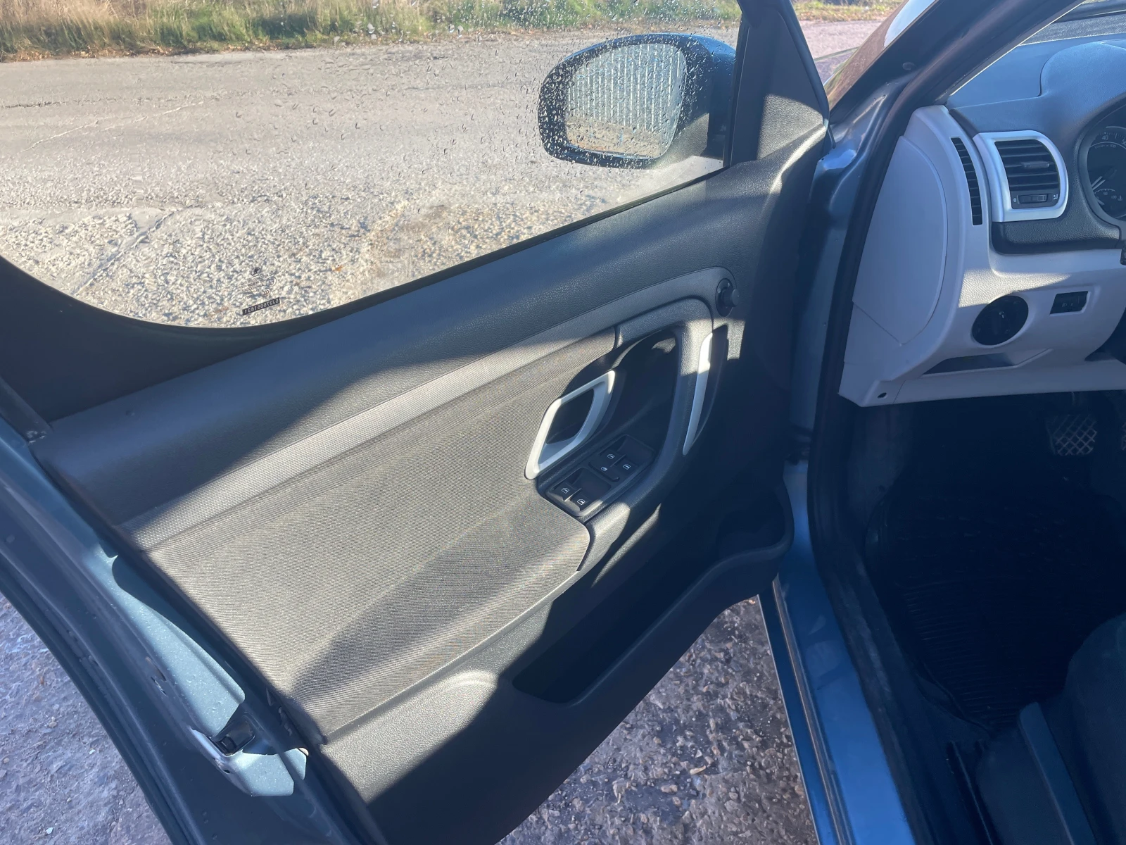 Skoda Roomster 1.6i - изображение 8