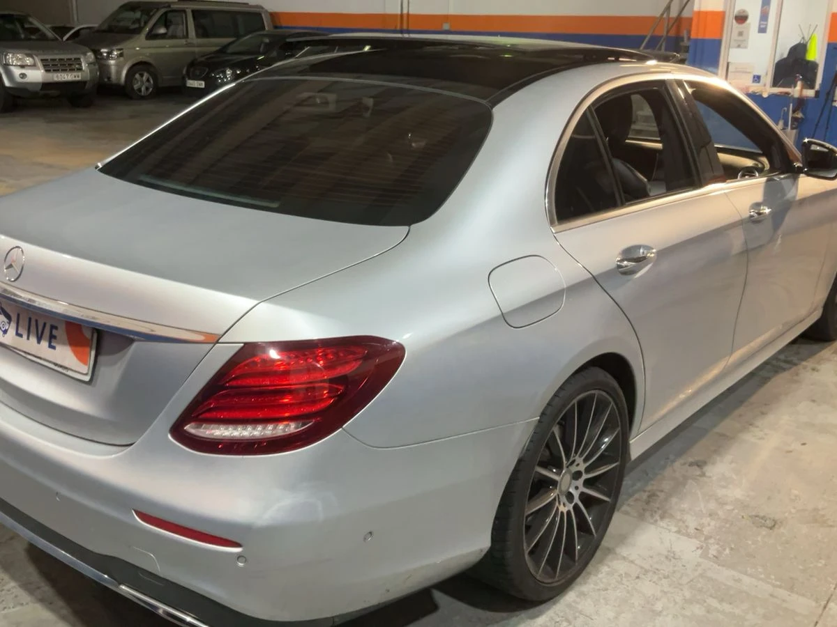 Mercedes-Benz E 220 Гаранция -- AMG/360camera/Панорама/Подгрев/История - изображение 3