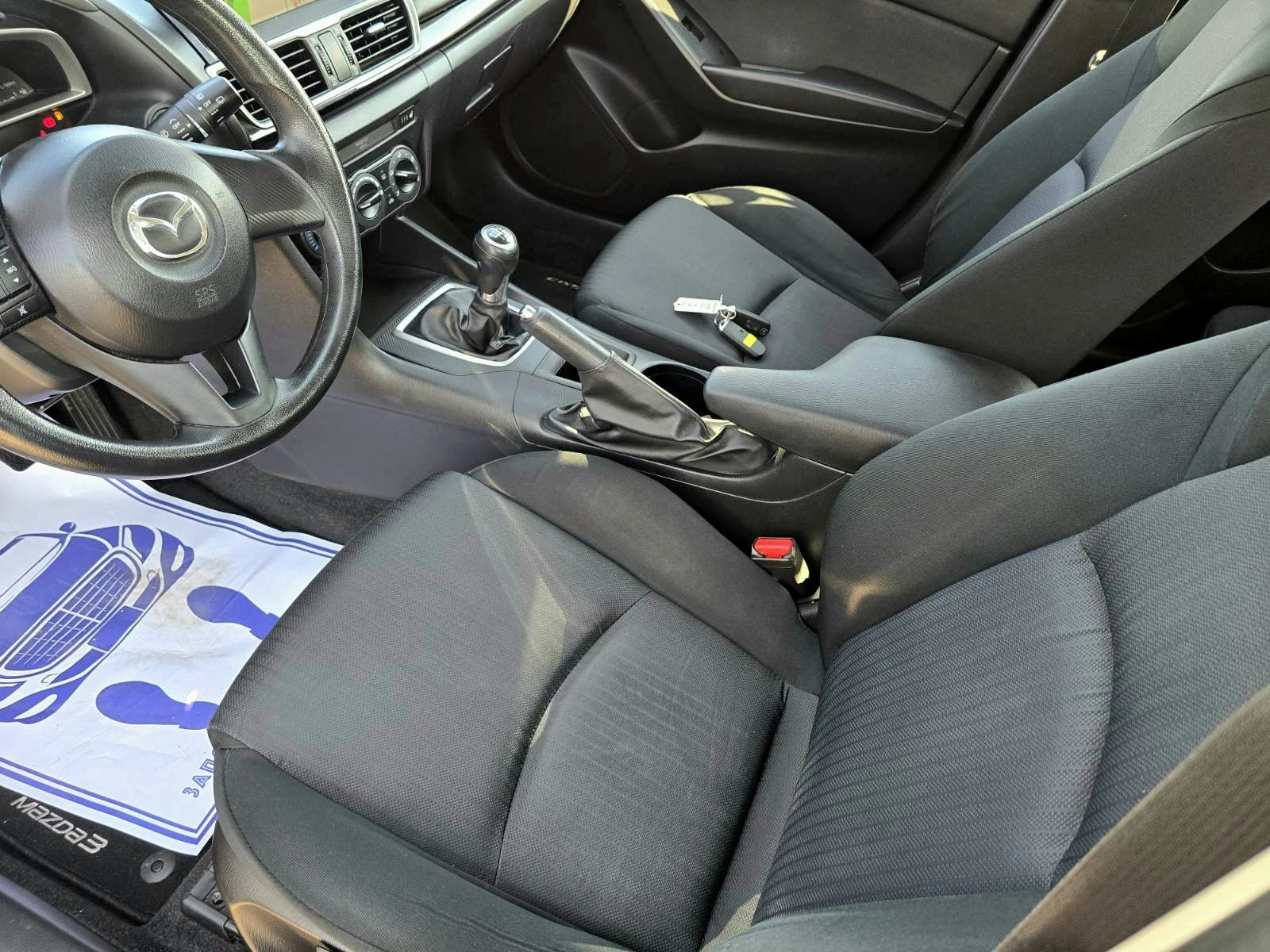 Mazda 3 ТОП СЪСТОЯНИЕ/1.5iSKYACTIV/НАВИГАЦИЯ, снимка 10 - Автомобили и джипове - 53885700