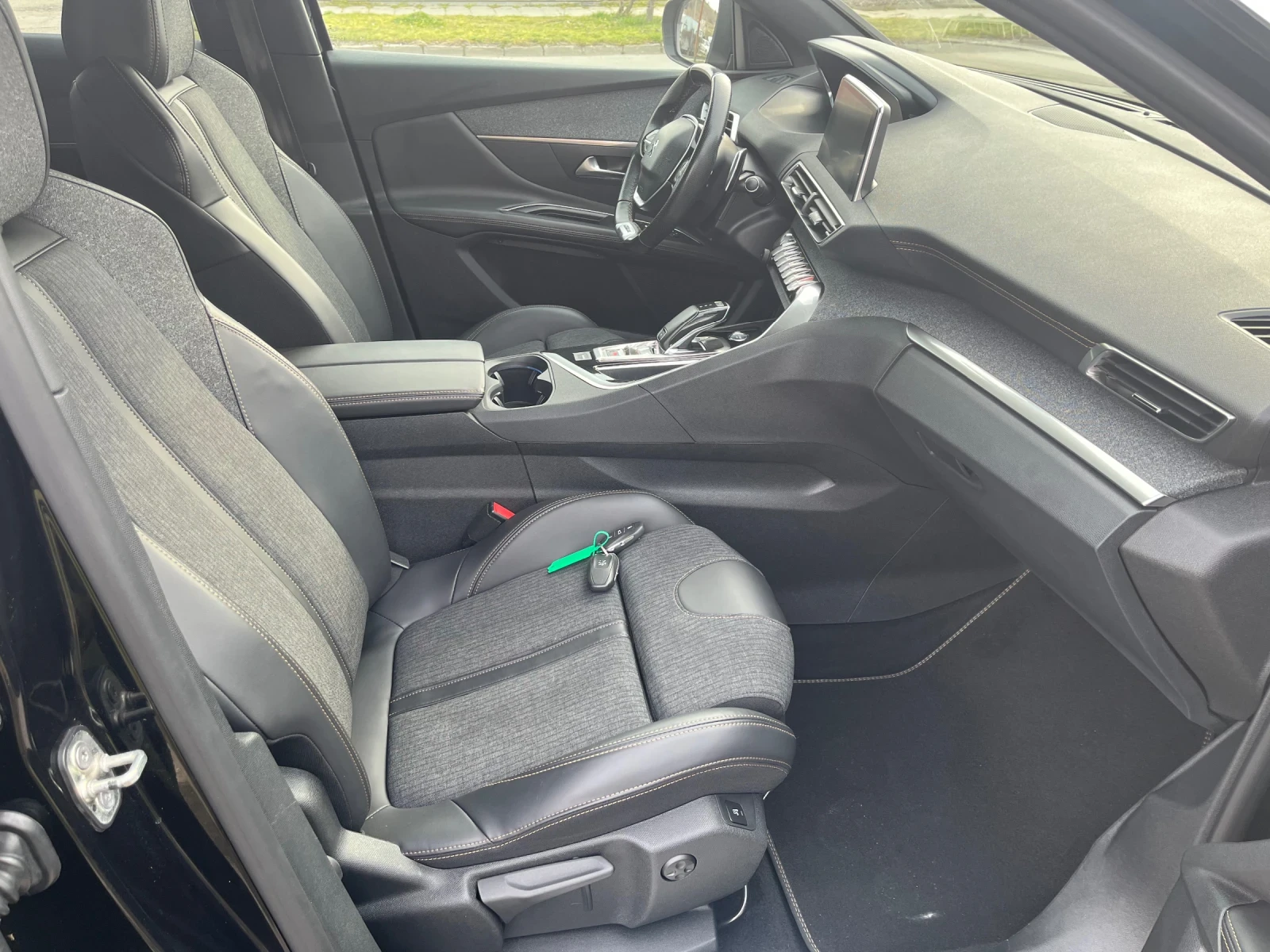 Peugeot 3008 1.5 HDI Gt line Full Top, снимка 9 - Автомобили и джипове - 53923546