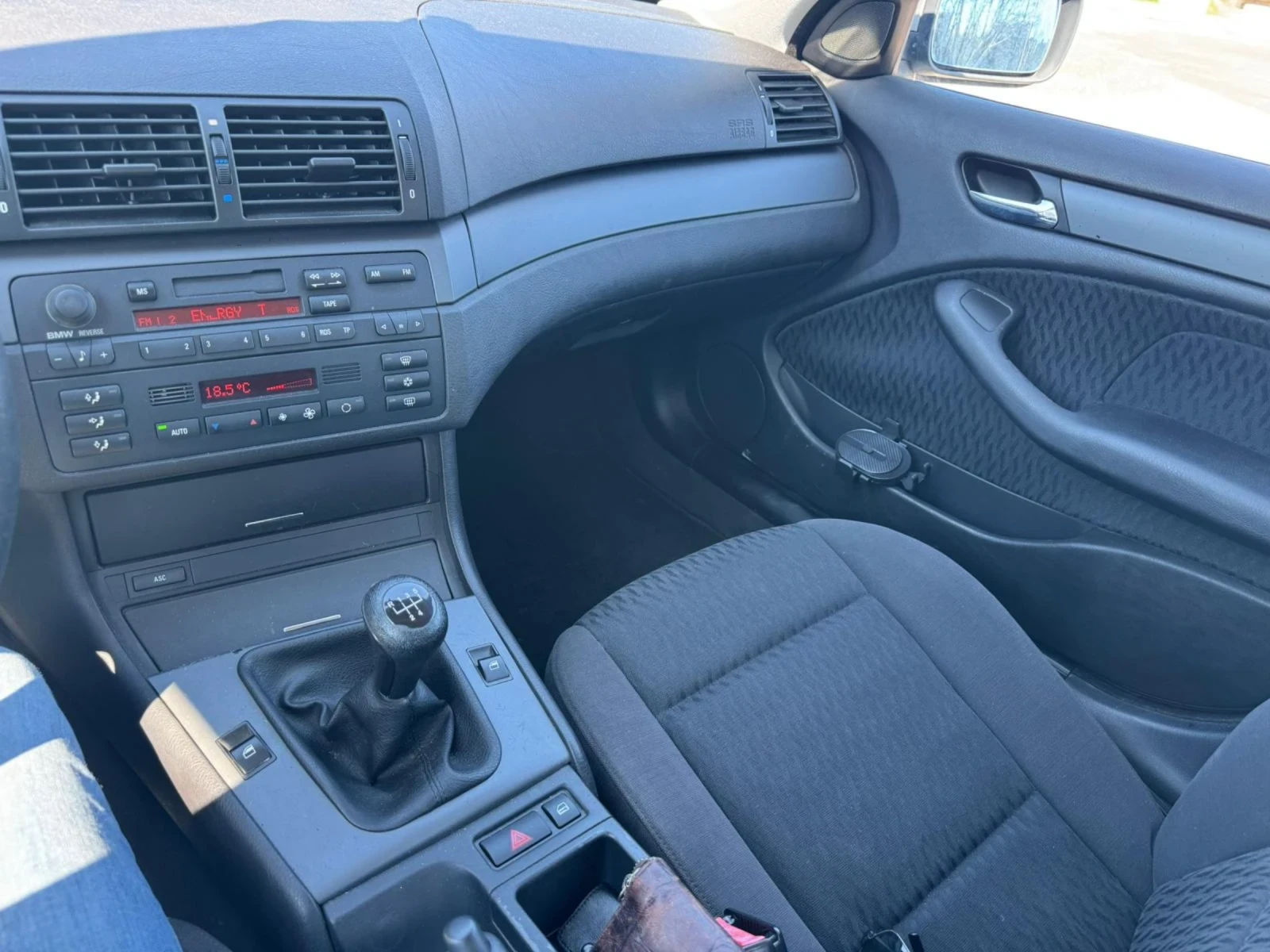 BMW 318, снимка 8 - Автомобили и джипове - 54150296