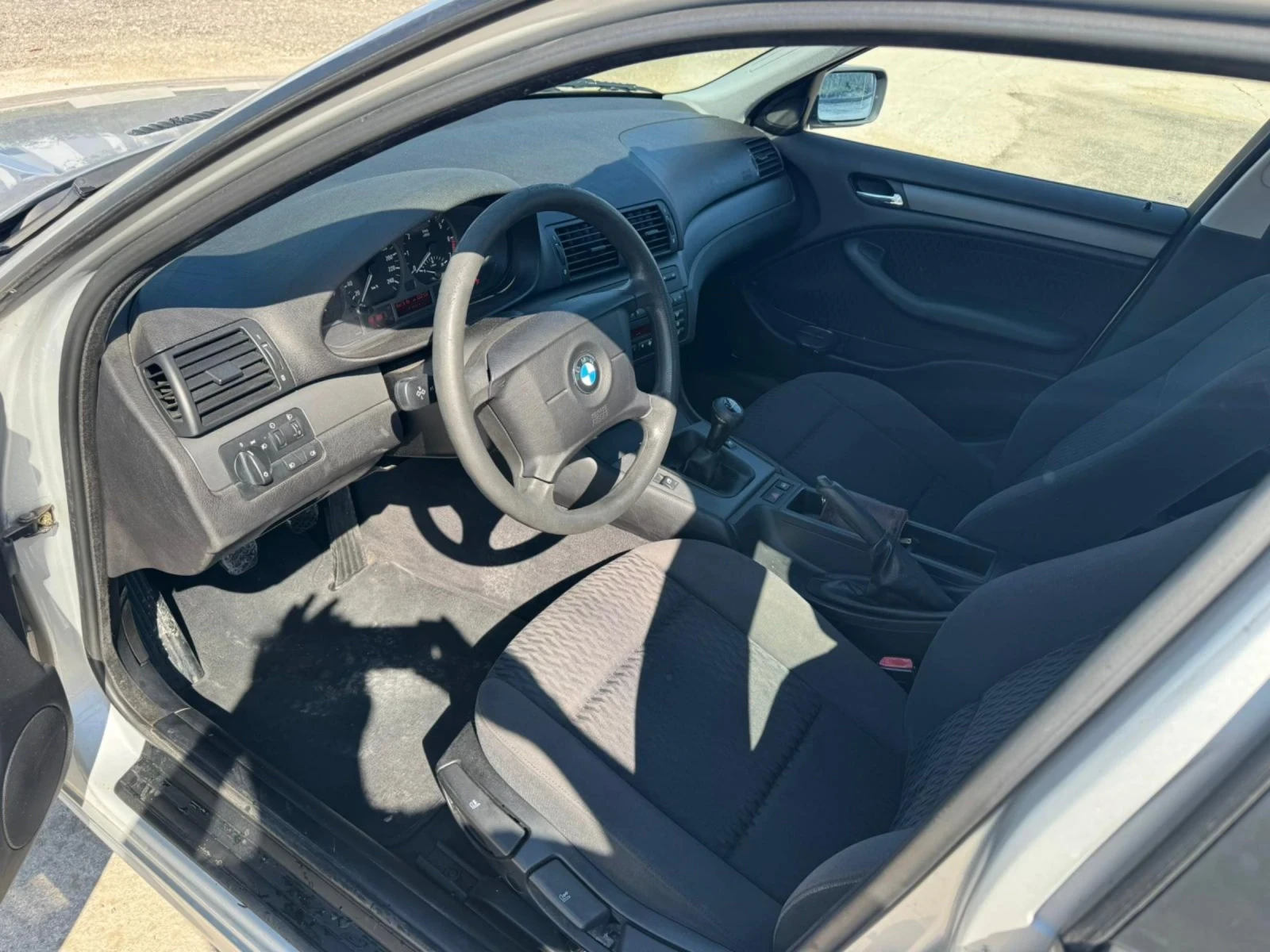 BMW 318, снимка 6 - Автомобили и джипове - 54150296