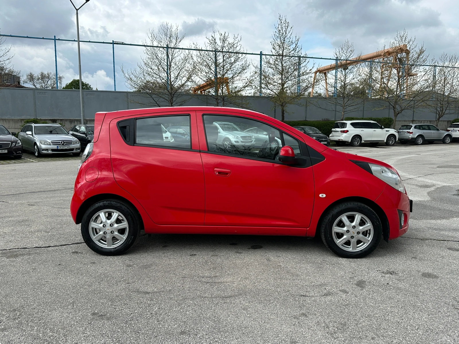 Chevrolet Spark, снимка 5 - Автомобили и джипове - 54294717