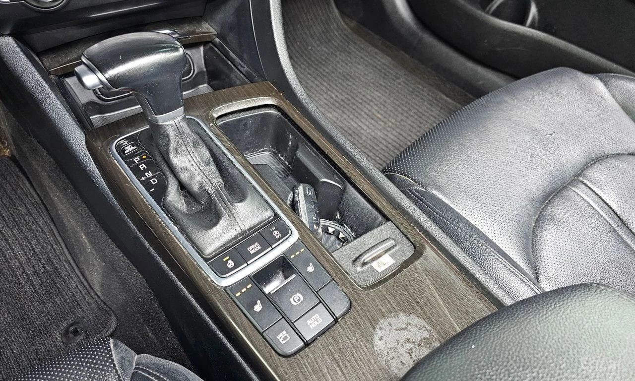 Kia K5 1.6* TURBO* NOBLESSE* ПОДГРЕВ* КАМЕРА* КЕЙЛЕС* LAN, снимка 12 - Автомобили и джипове - 54736541