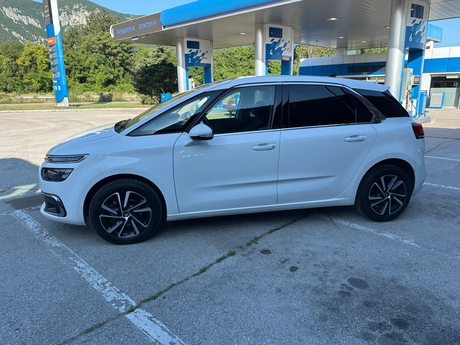 Citroen C4 SPACETOURER - 1.5eHDI - РЕАЛНИ КИЛОМЕТРИ , снимка 8 - Автомобили и джипове - 54828973