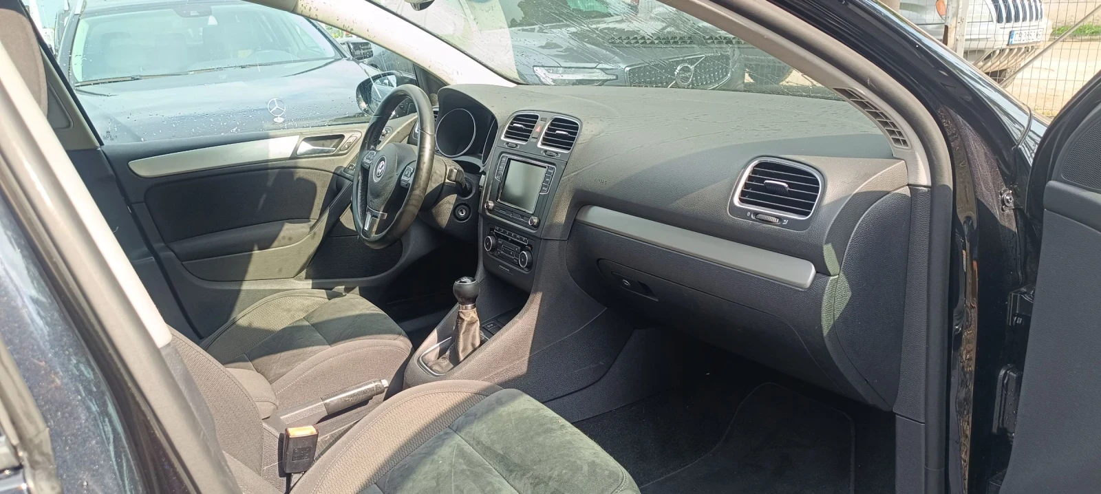 VW Golf 2.0TDI 140k.c, снимка 8 - Автомобили и джипове - 55147718