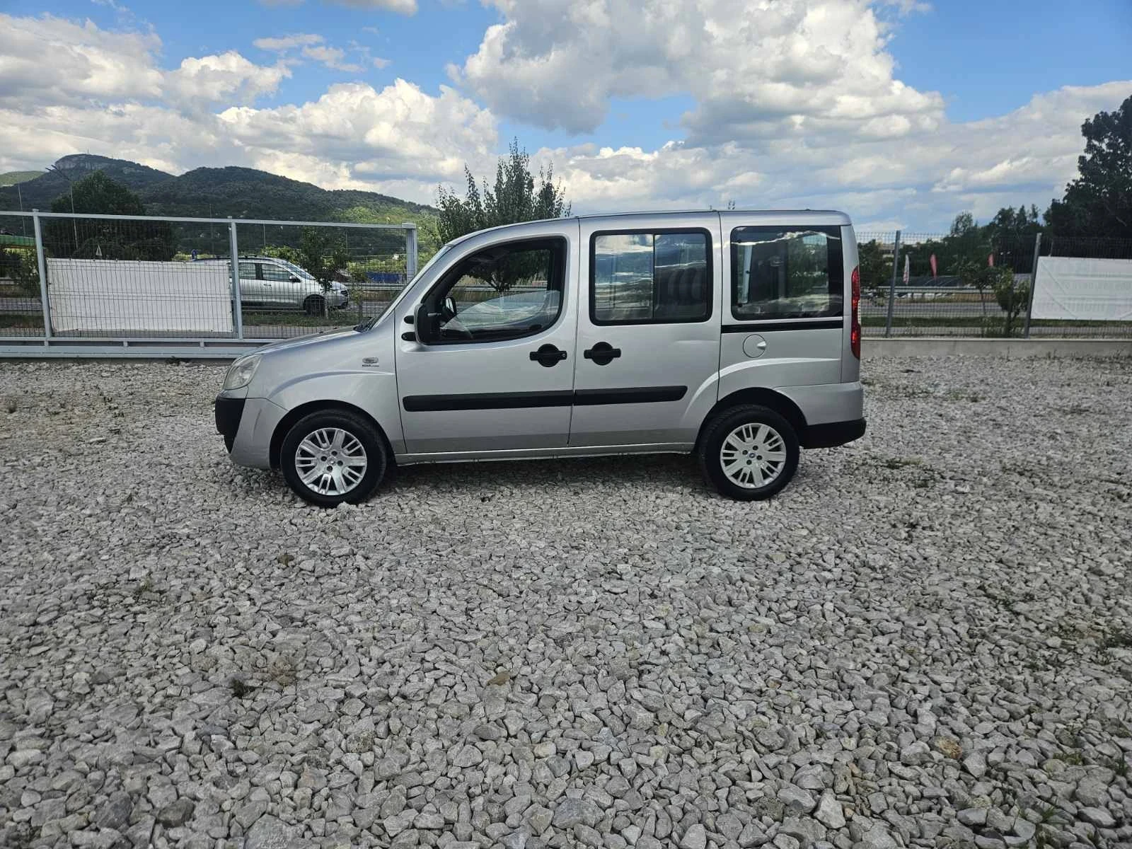 Fiat Doblo Климатик ТОП!!!, снимка 2 - Автомобили и джипове - 55167239