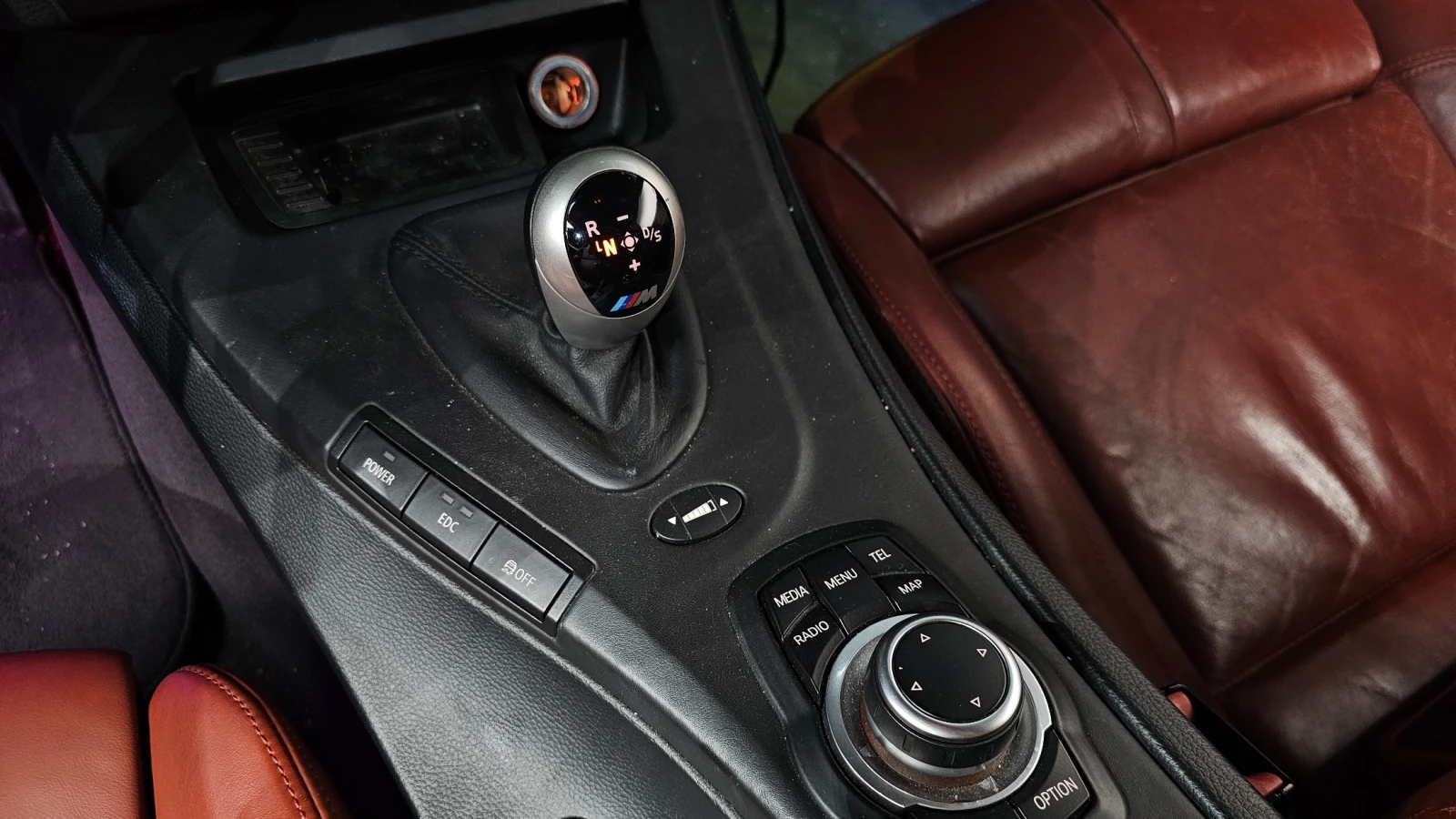 BMW M3 * S65* DCT* Navi* Camera, снимка 9 - Автомобили и джипове - 55245002