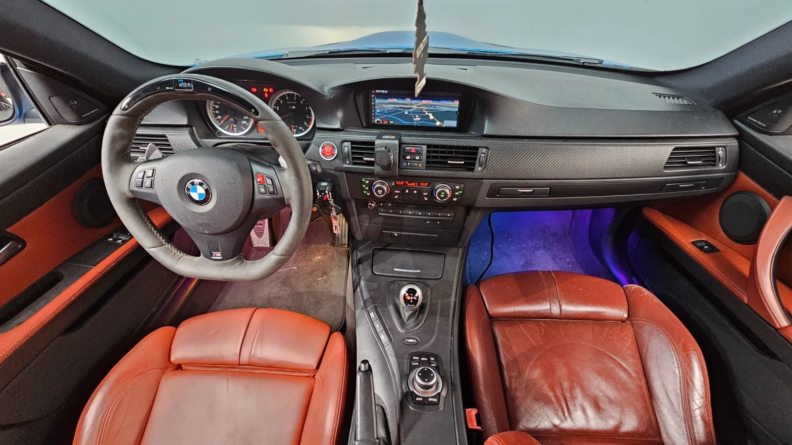 BMW M3 * S65* DCT* Navi* Camera, снимка 7 - Автомобили и джипове - 55245002