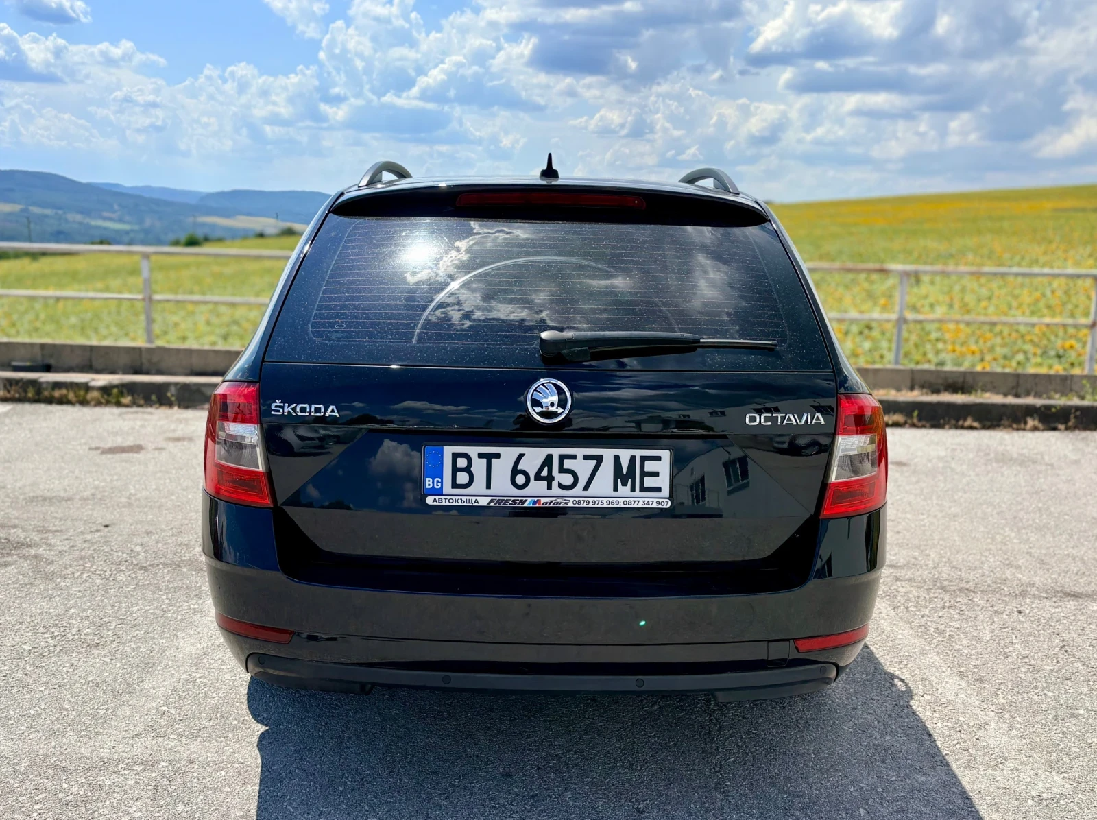 Skoda Octavia 2.0 TDI / DSG / НАПЪЛНО ОБСЛУЖЕН , снимка 6 - Автомобили и джипове - 55249916