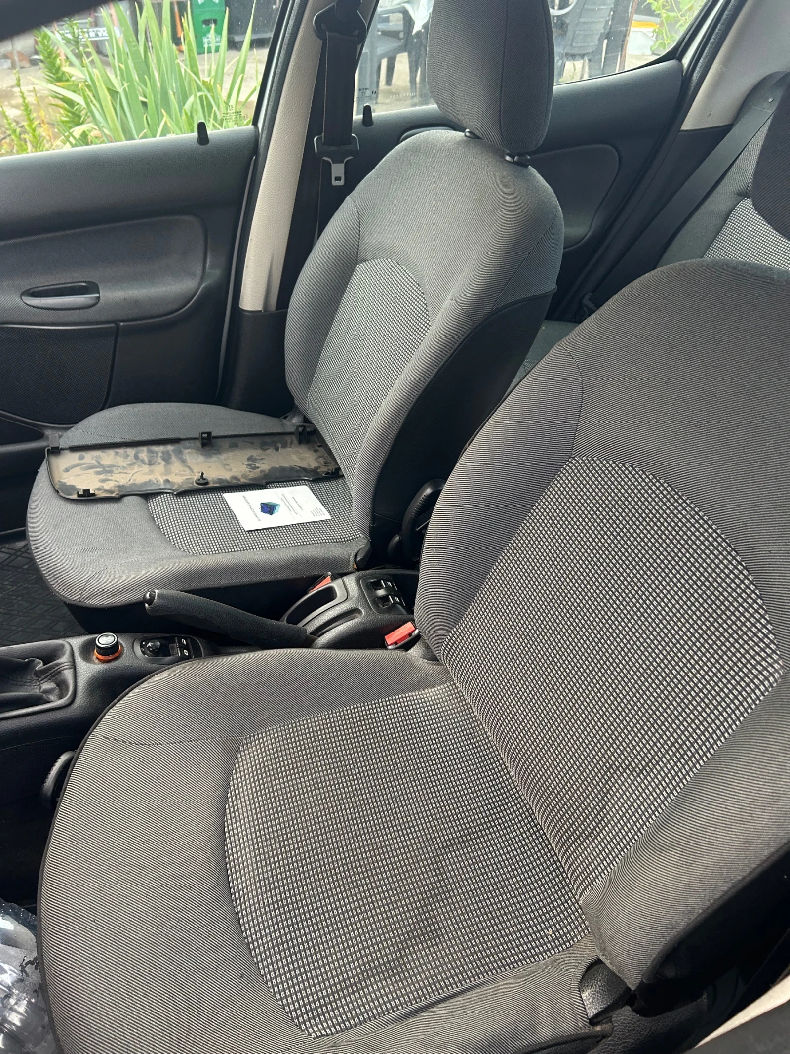 Peugeot 206 1.4 benzin, снимка 8 - Автомобили и джипове - 55314520