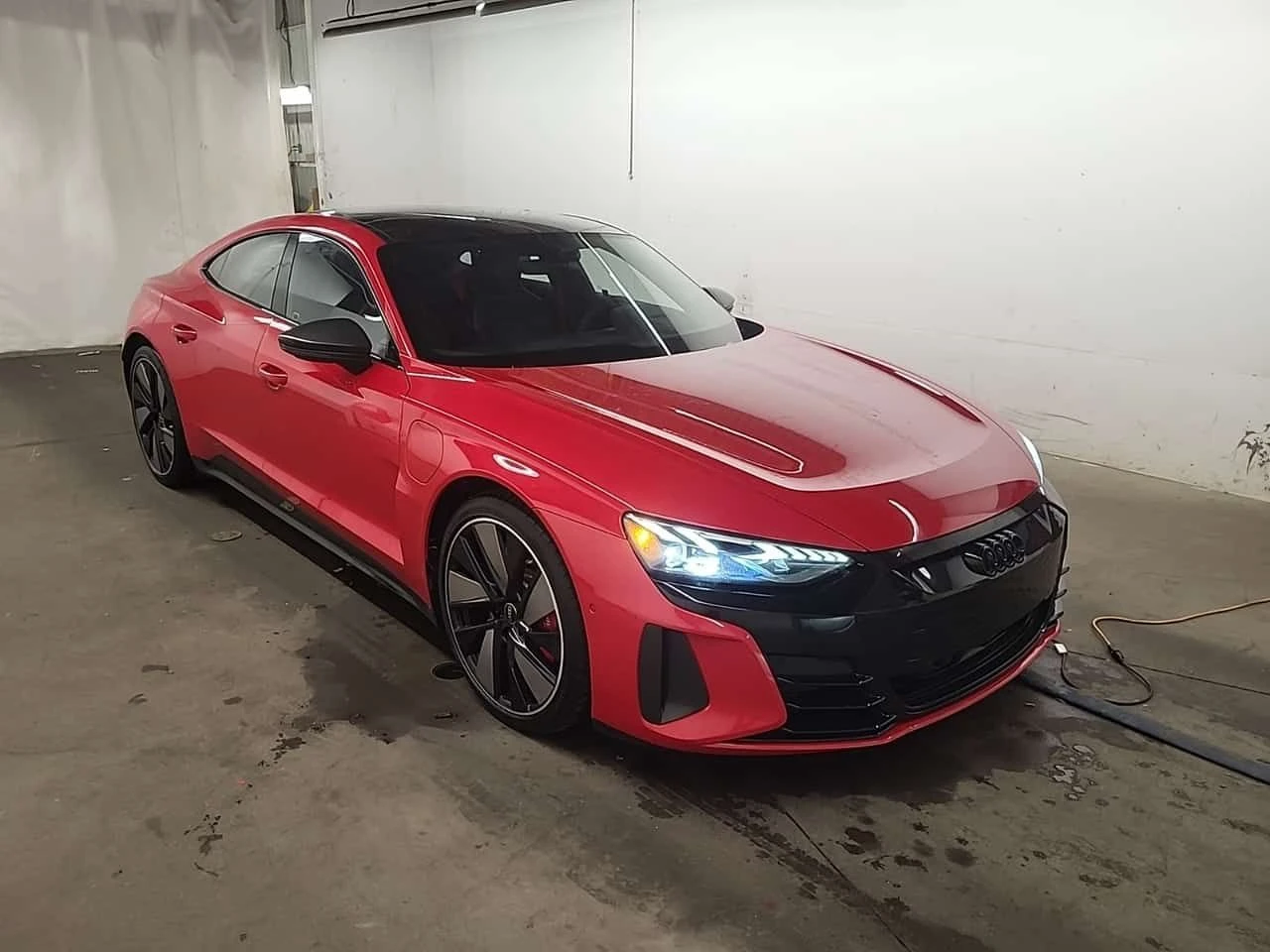 Audi E-Tron GT RS * Без инциденти * CARFAX * От VW * , снимка 2 - Автомобили и джипове - 55528825