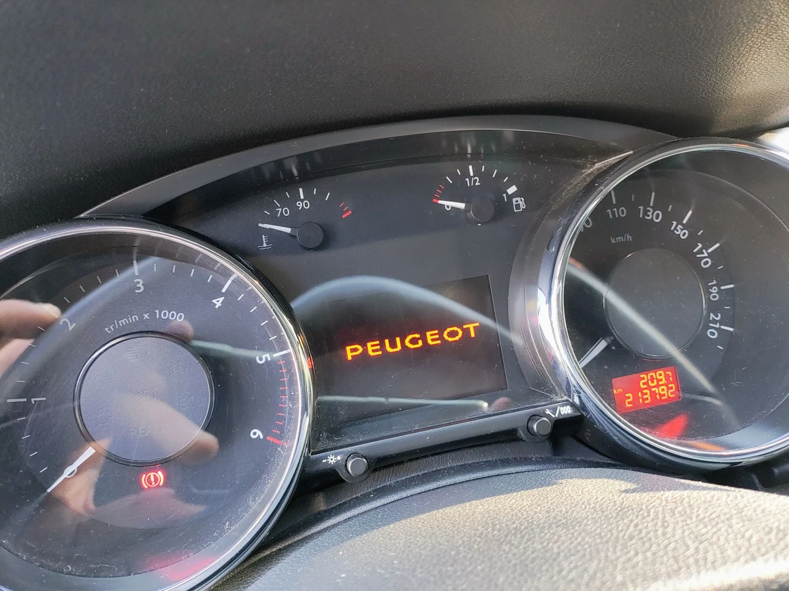 Peugeot 3008, снимка 6 - Автомобили и джипове - 55686473