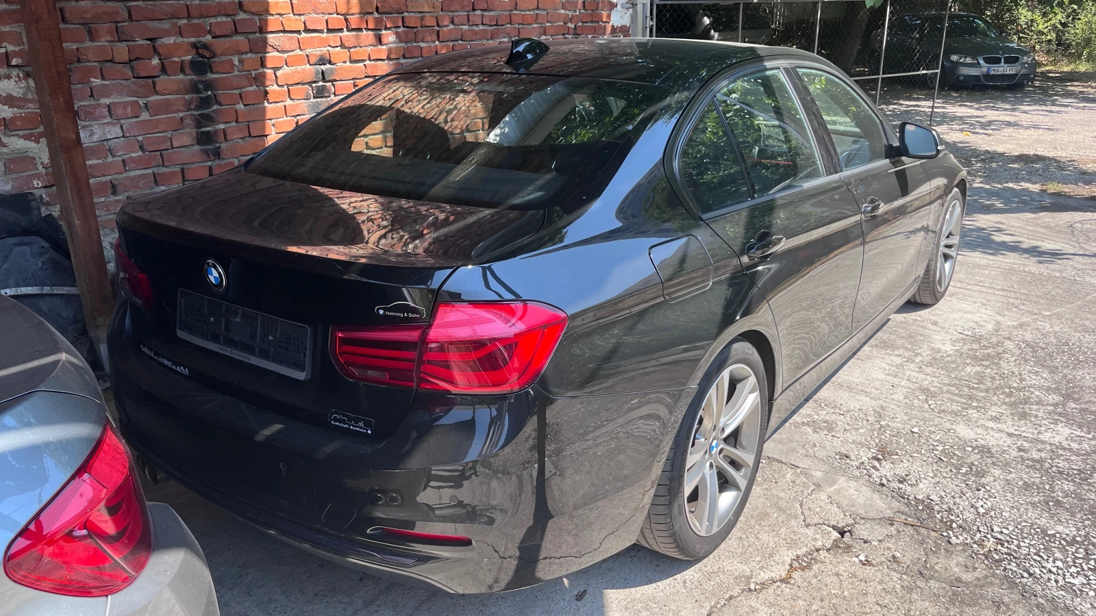 BMW 330 d Lci Distr Led Auto Sport, снимка 3 - Автомобили и джипове - 55778077