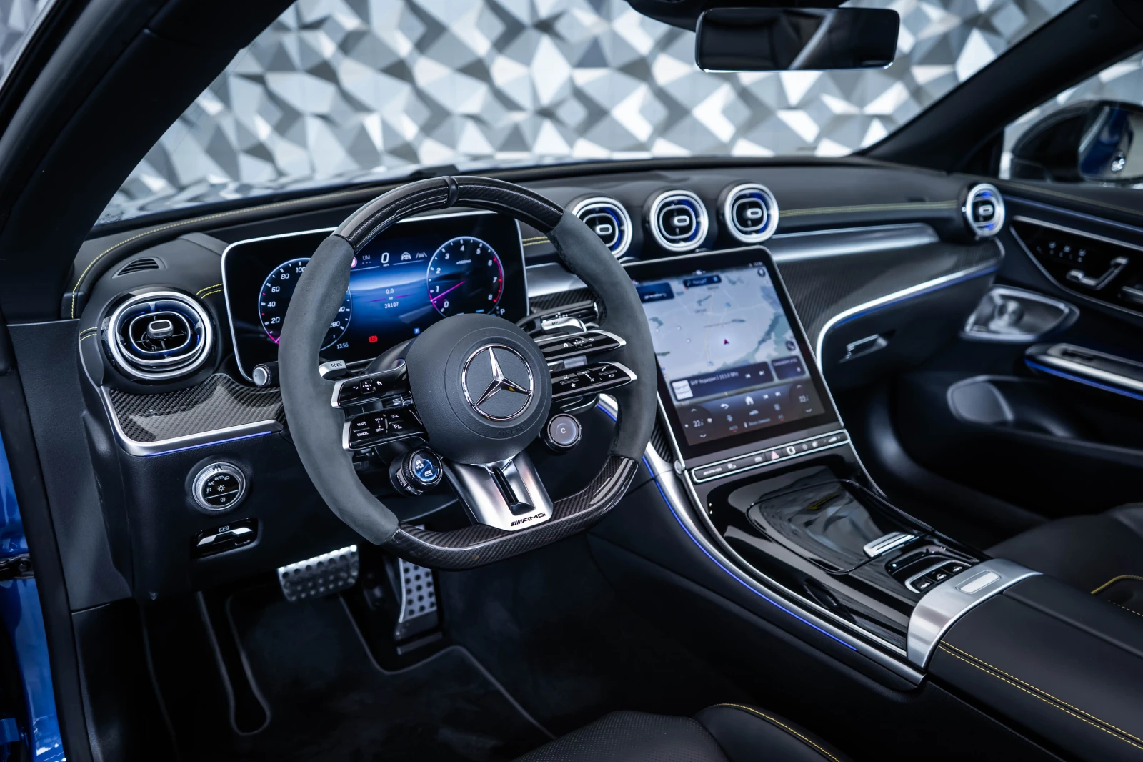 Mercedes-Benz CLE 53 AMG 4M+ Burmester* Carbon, снимка 8 - Автомобили и джипове - 55985664