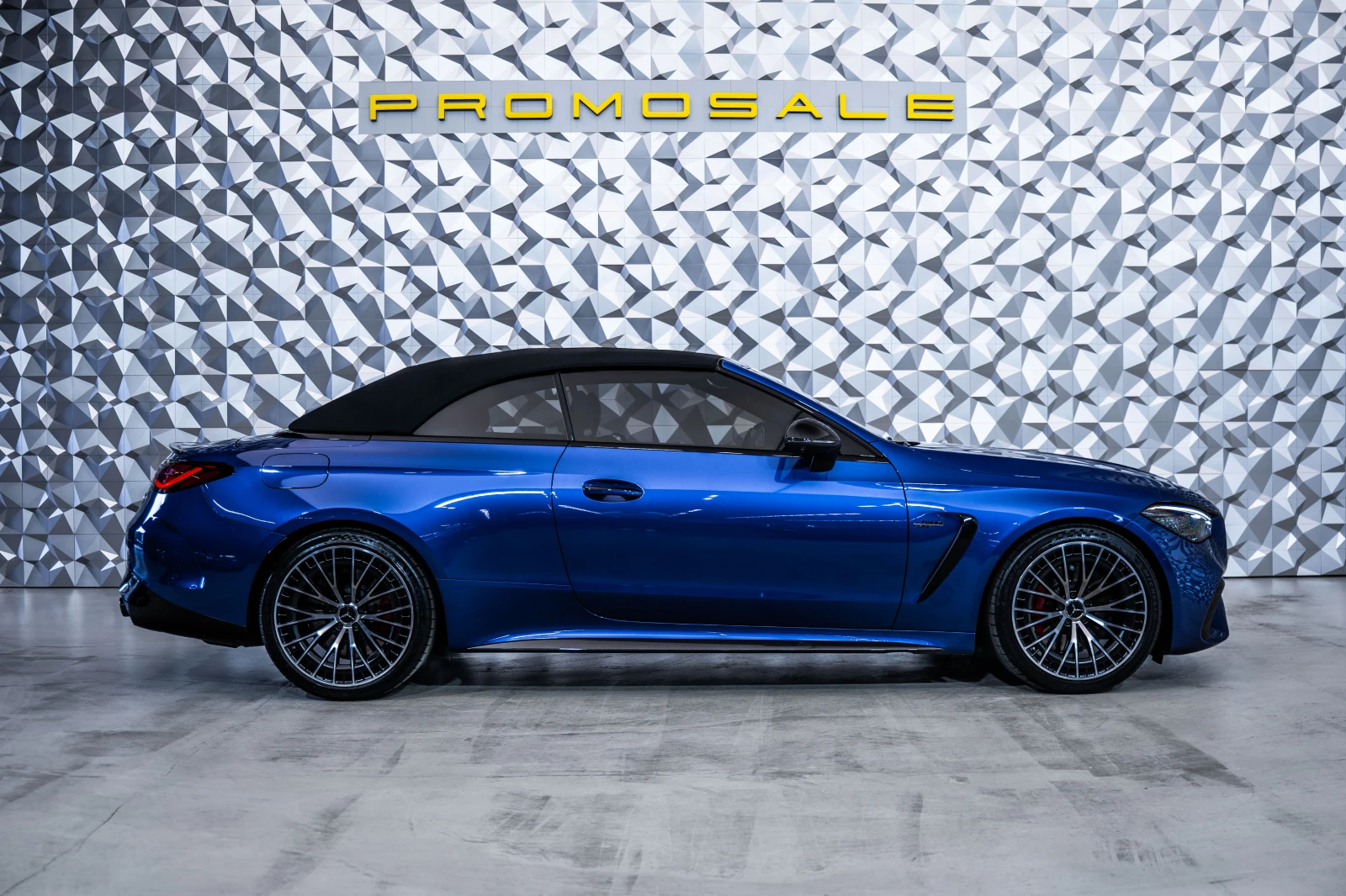 Mercedes-Benz CLE 53 AMG 4M+ Burmester* Carbon, снимка 6 - Автомобили и джипове - 55985664