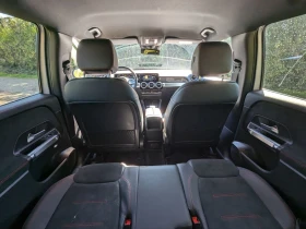 Mercedes-Benz GLB 180d AMG Line, снимка 10
