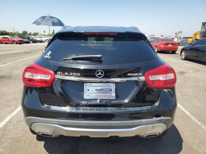 Mercedes-Benz GLA 250 4MATIC* ПОДГРЕВ* ПАНО, снимка 5 - Автомобили и джипове - 48406335