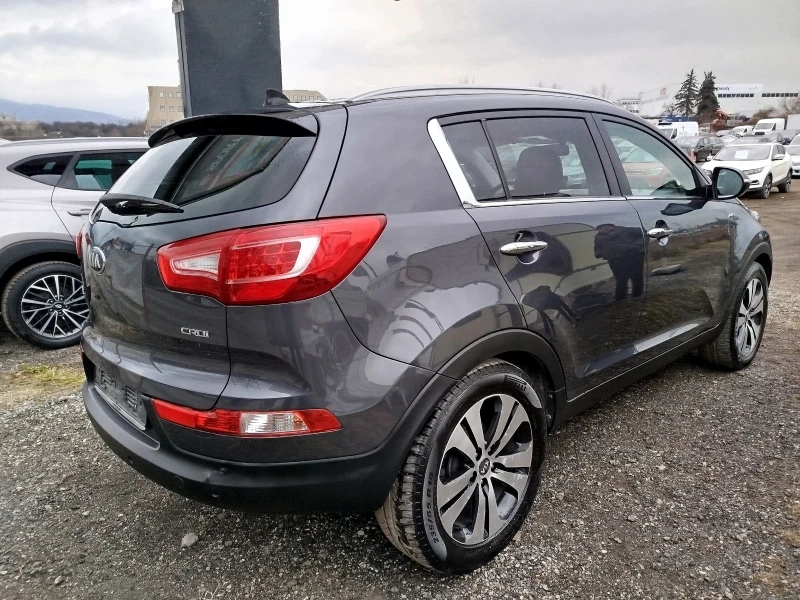 Kia Sportage 2.0crdi, 4x4, автоматик, FULL , снимка 5 - Автомобили и джипове - 49327113