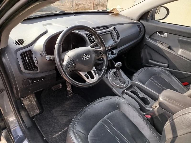 Kia Sportage 2.0crdi, 4x4, автоматик, FULL , снимка 6 - Автомобили и джипове - 49327113