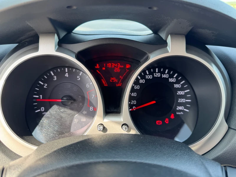 Nissan Juke 1.6 i - 118.000 km!!!, снимка 11 - Автомобили и джипове - 51148804