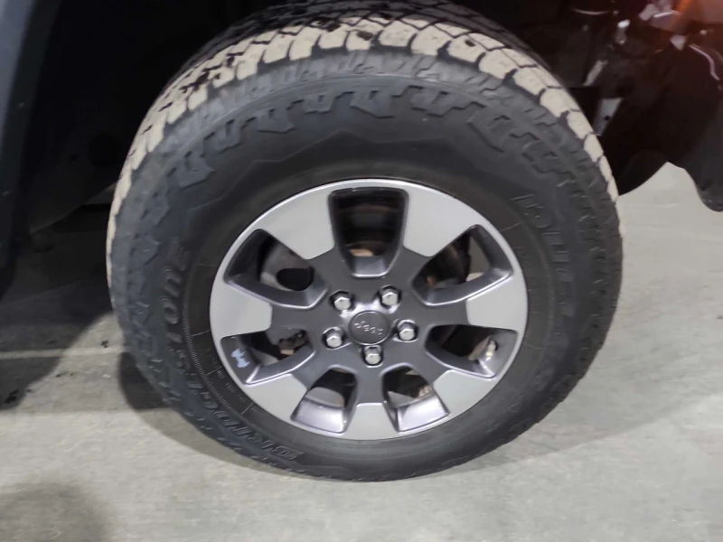 Jeep Wrangler CARFAX* АВТОФИНАНСИРАНЕ* БЕЗ ПЪРВОНАЧАЛНА ВНОСКА* , снимка 6 - Автомобили и джипове - 52980503