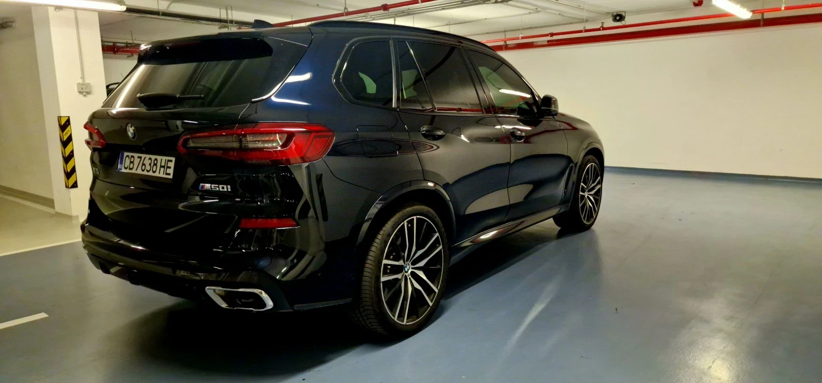 BMW X5 В ГАРАНЦИЯ M50i Swarovski m performance 22 цола - изображение 6