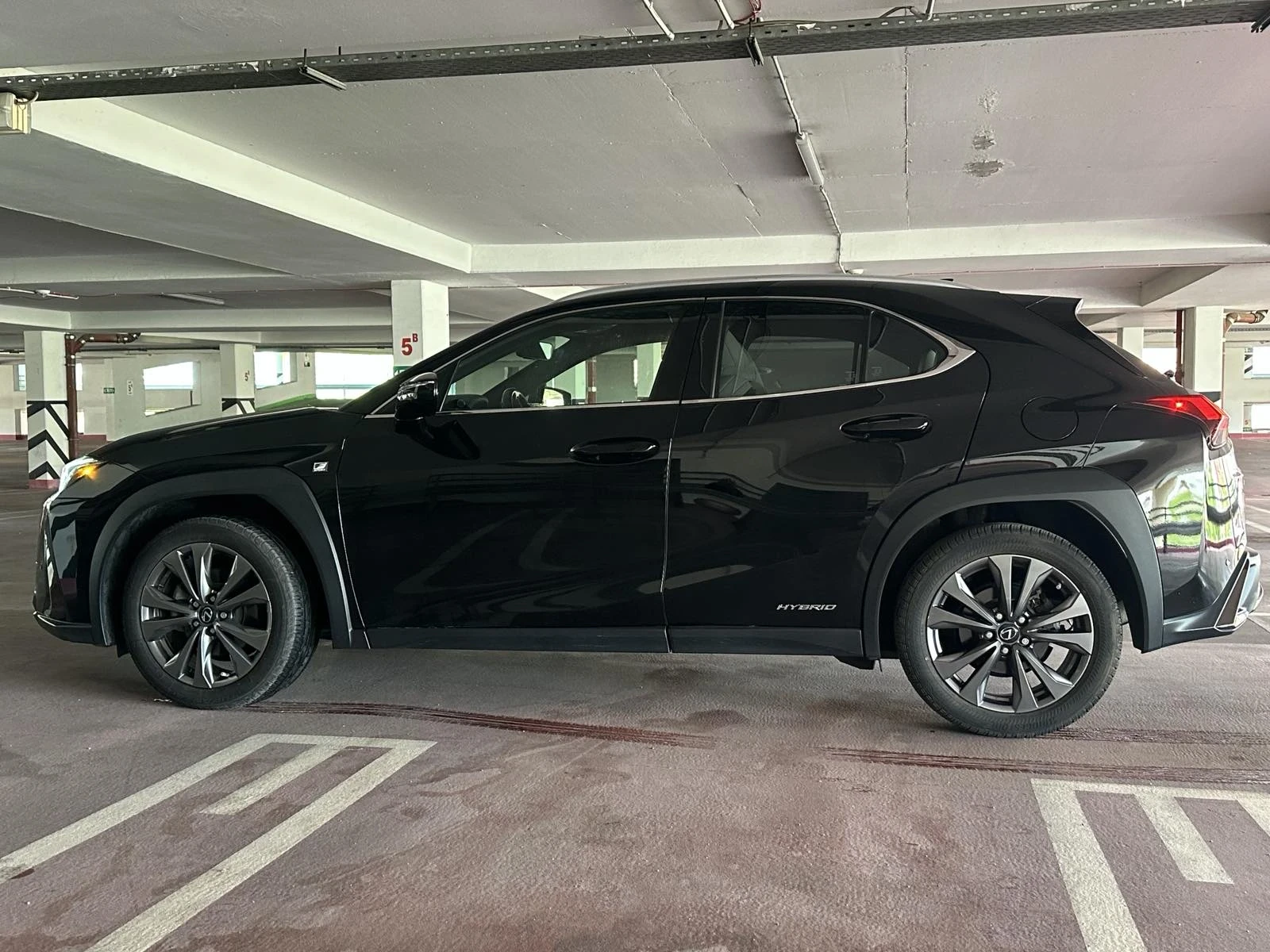 Lexus UX 250h FSport HYBRID - изображение 5