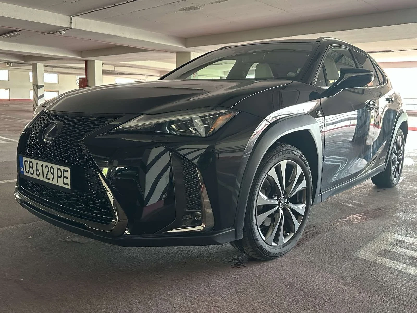 Lexus UX 250h FSport HYBRID - изображение 3