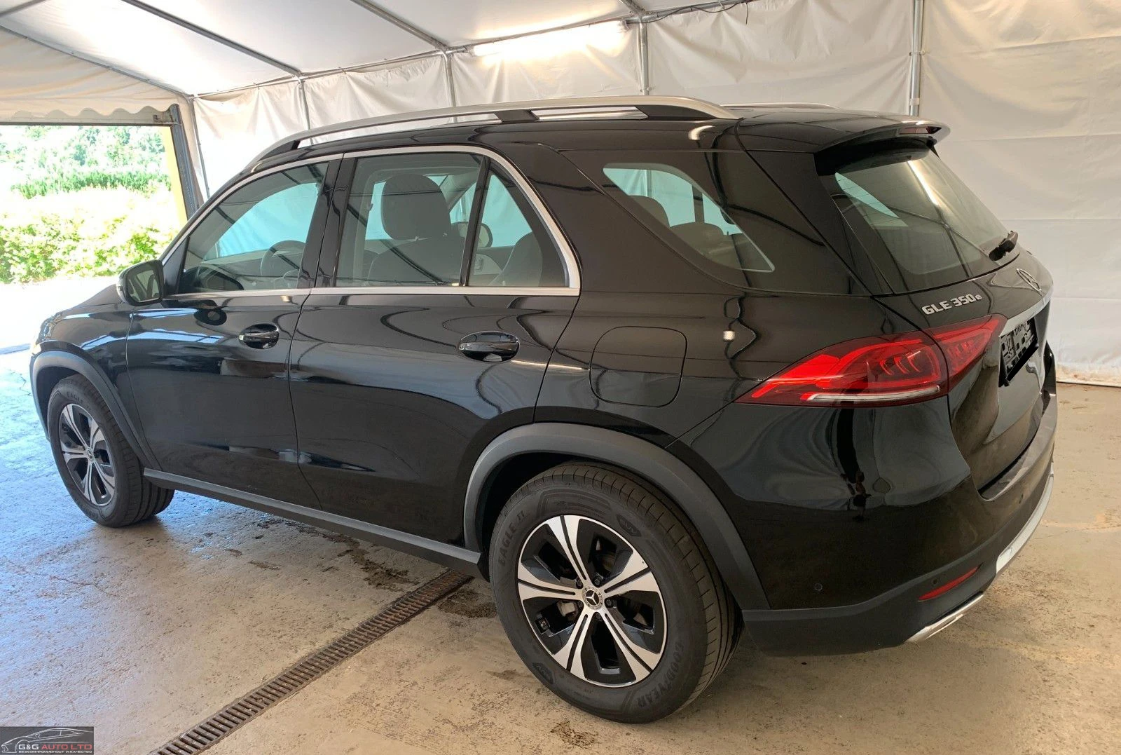 Mercedes-Benz GLE 350e/333HP/4M/LED/CARPLAY/AMBI/L.ASSIST/247f - изображение 2