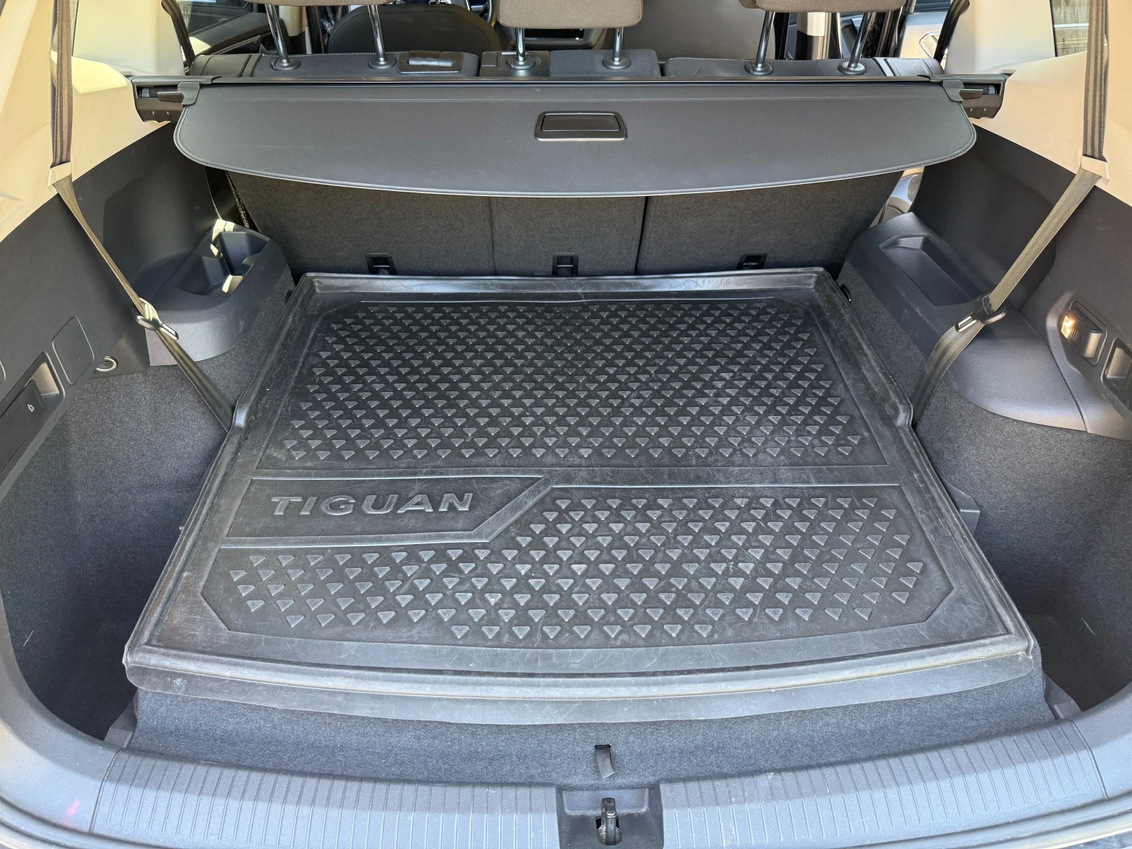 VW Tiguan Allspace Highline 4MOTION 2.0 TSI - изображение 8