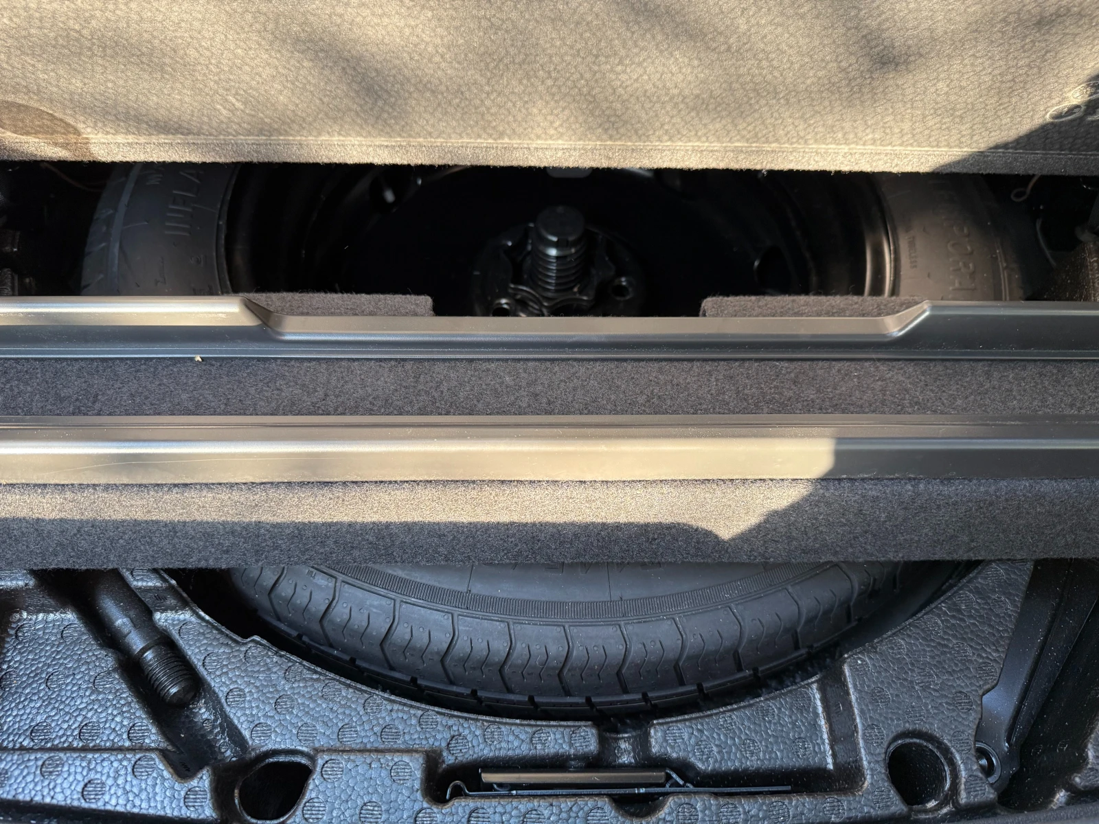 VW Tiguan Allspace Highline 4MOTION 2.0 TSI - изображение 7