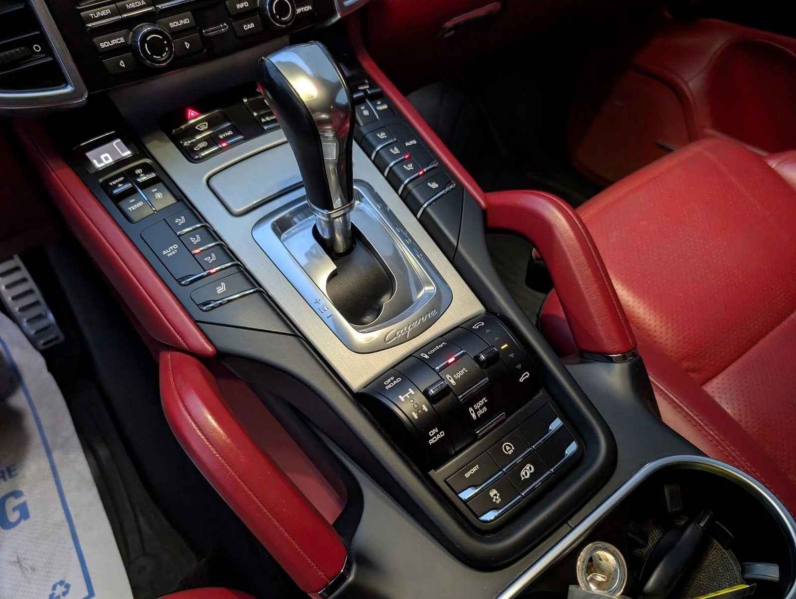 Porsche Cayenne GTS CARFAX АВТО КРЕДИТ  - изображение 8