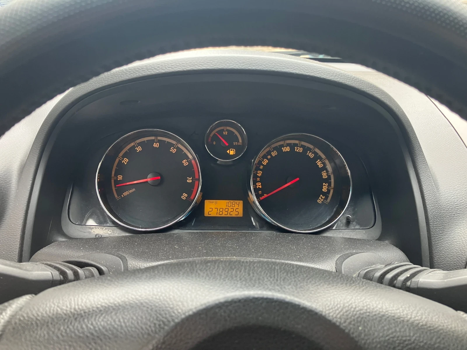 Opel Antara 2.4/140�� | Mobile.bg � ����������� 12
