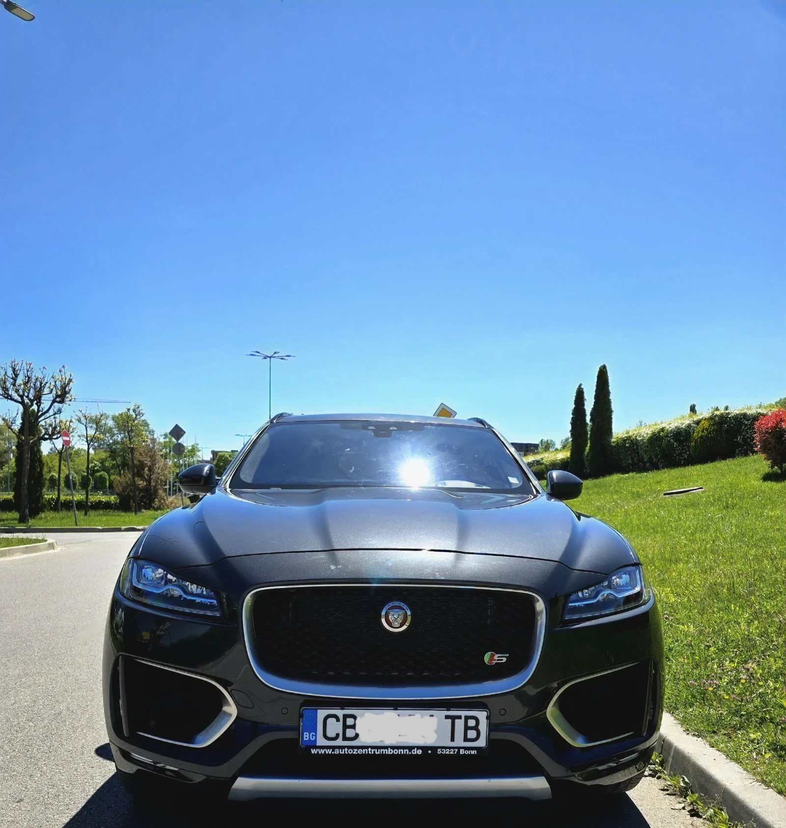 Jaguar F-PACE 3.0d R-Sport Сервизна история , снимка 7 - Автомобили и джипове - 54609998