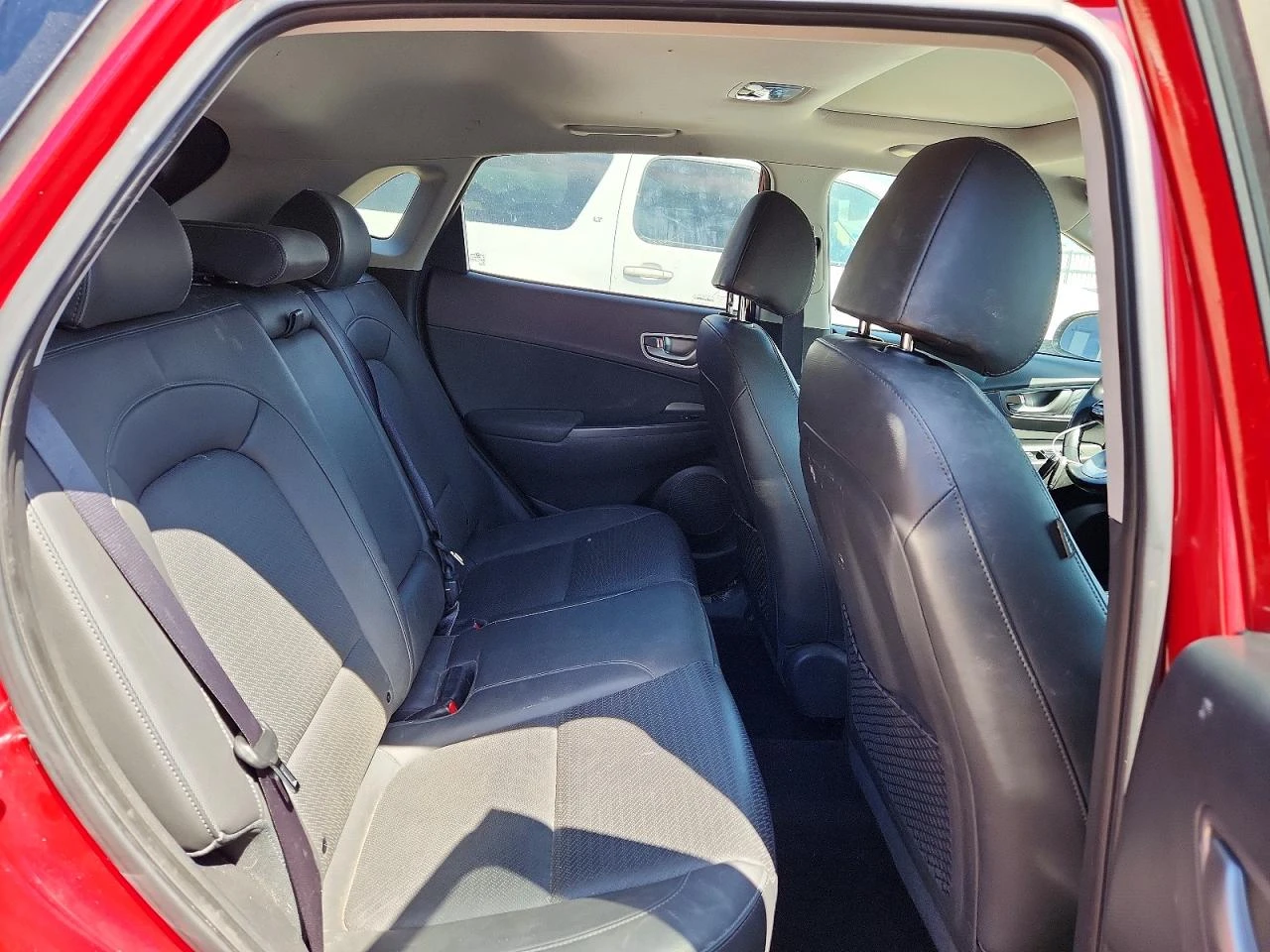 Hyundai Kona Ultimate, снимка 11 - Автомобили и джипове - 54619020